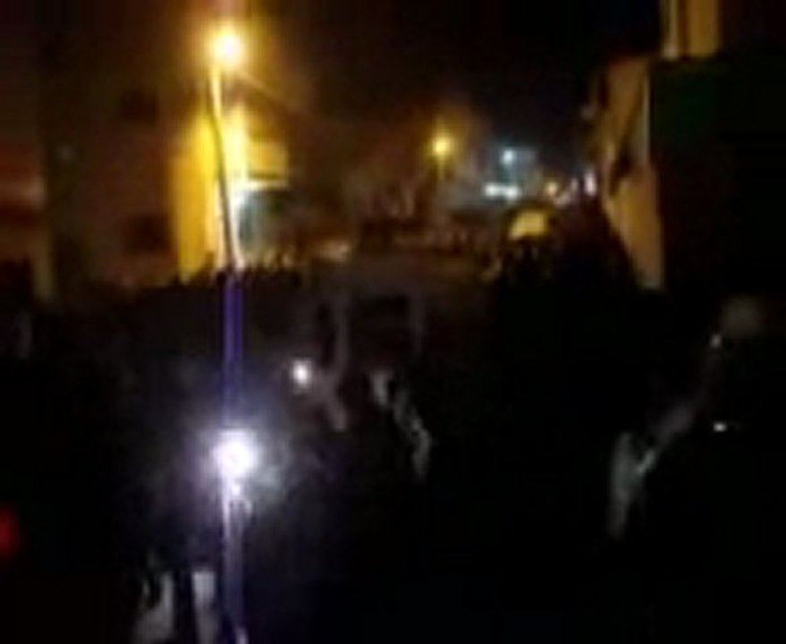 فري برس   حلب    الباب تشييع شهيد الباب المجند وائل الناقو 28 12 2011 ج2