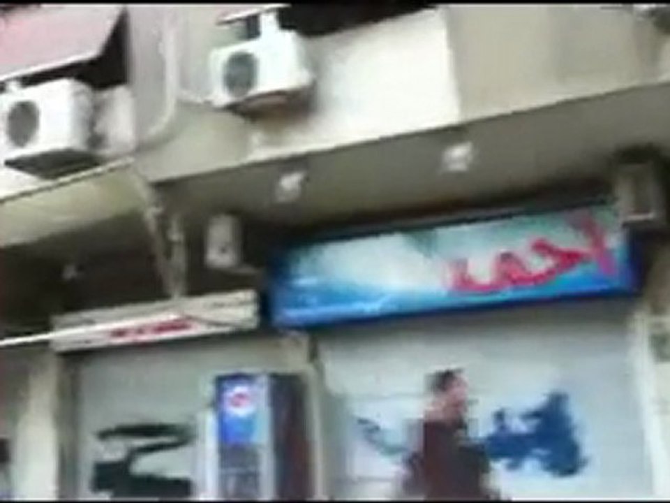 فري برس   اضراب عام بالعاصمة دمشق حي برزة عاساس تجي اللجنة 29 12 2011