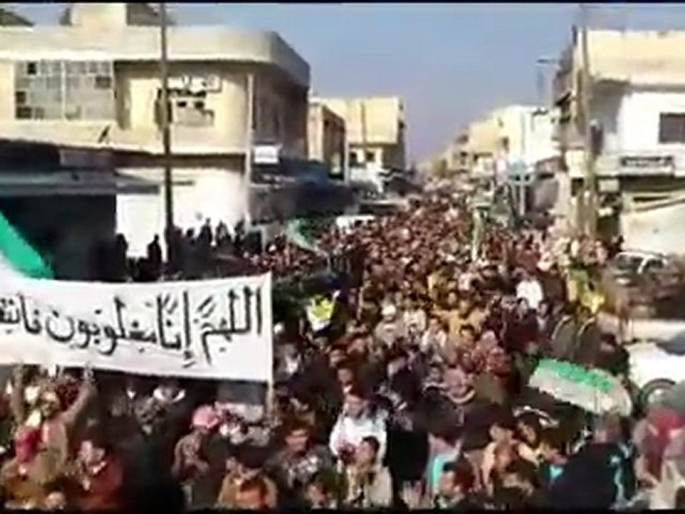 فري برس   مظاهرة معرة مصرين جمعة الزحف الى ساحات الحرية 30 12 2011