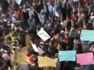 فري برس   حماة قلعة المضيق بسهل الغاب بجمعة الزحف إلى الساحات 30 12 2011