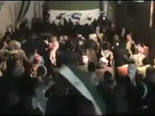 فري برس   حماة حي الفراية مسائية رغم البرد الشديد 30 12 2011