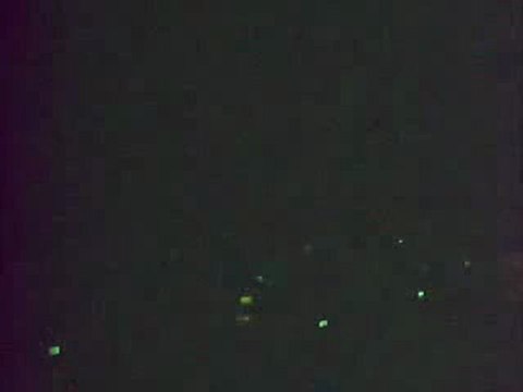 فري برس اللاذقية التكبير يعلو في سماء المدينة 31 12 2011 ج2