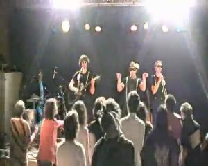 Arokana - Everybody Need Somebody