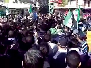 فري برس   شارع المئتين في طرابلس الشام في 30 12 2011