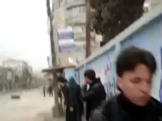 فري برس   داريا رفع علم الإستقلال وسط المدينة 1 1 2012