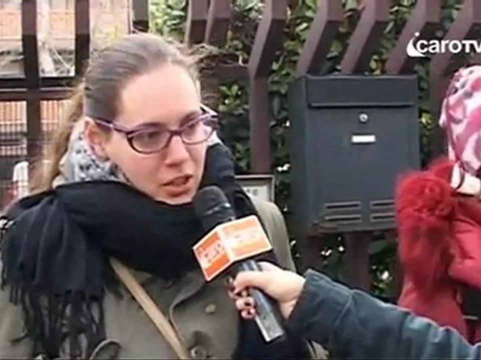 Icaro Tv. La lunga fila per la scuola materna