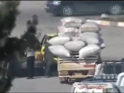 فري برس حماة حاجز الجيش يؤخر السير عند دوار السباهي 3 1 2012