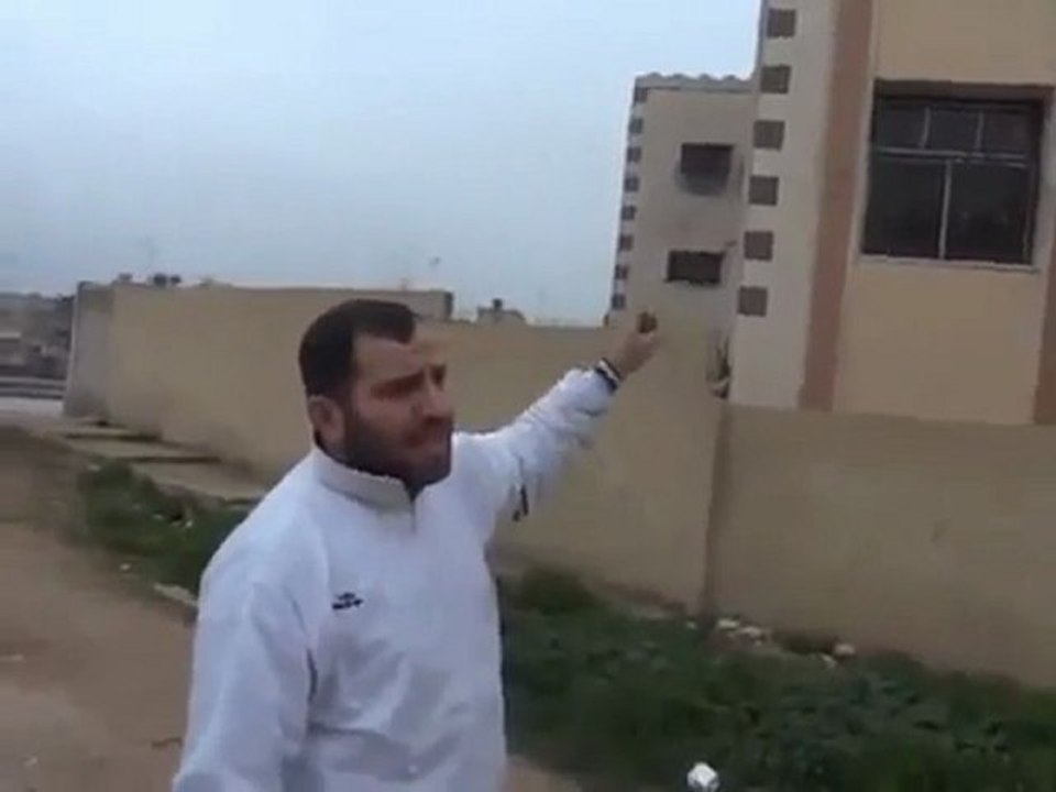 فري برس   حماه الحميديه اطلاق نار بشكل مباشر على اللجنه ! عندما 2 1 2012