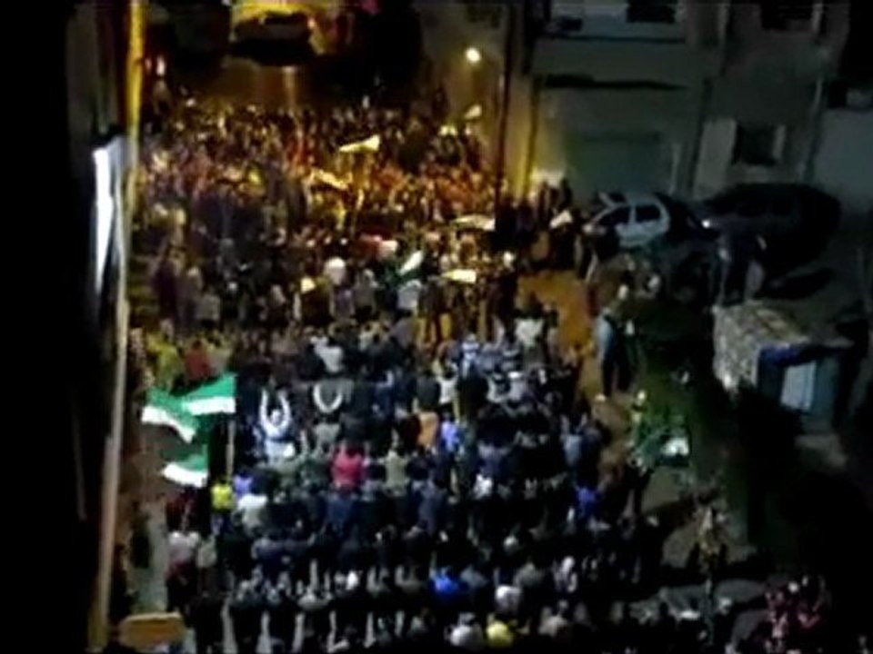 فري برس  حمص المحتلة أحرار الوعر القديم مسائية وأنشودة الله أكبر رائعة 3 1 2012