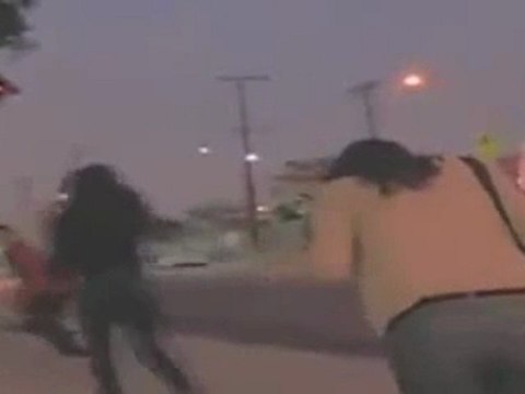 Daytime UFO Over Germany (Jan 3, 2012) - Must See!