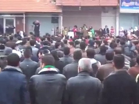 فري برس مظاهرة لاحرار طيبة الامام لن نركع الا لله 5 1 2012