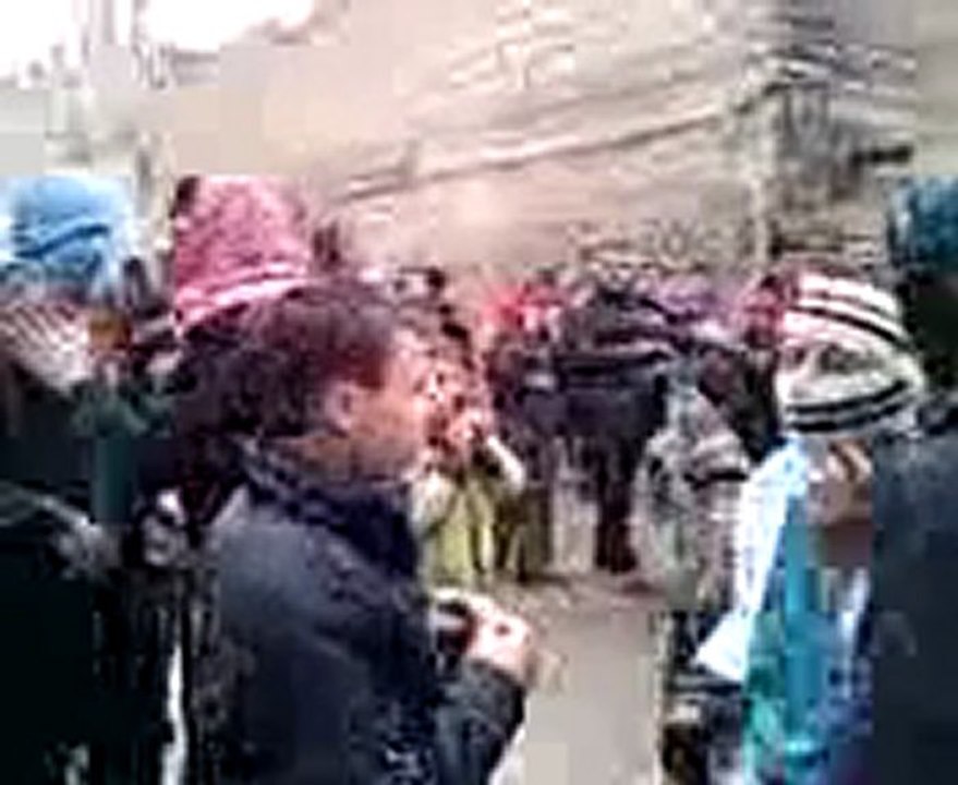 فري برس   حلب    حي المرجة    جمعة بمشاركة اطفال الحرية 6 1 2012