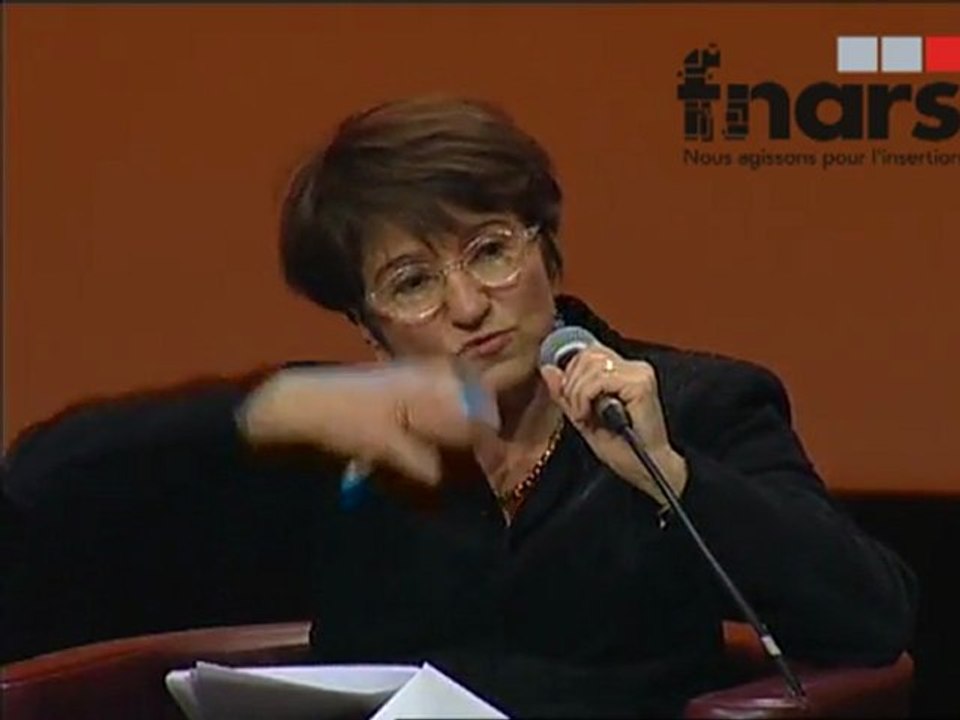 vid10 - D. VERSINI : Investir dans l'accompagnement social vers le logement