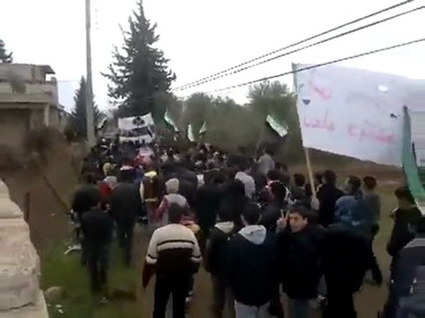 فري برس درعا عتمان مظاهرة بعد صلاة الظهر السبت 7 1 2012