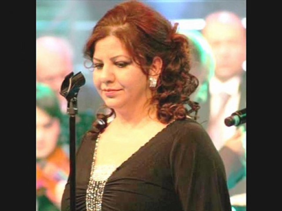 Çiğdem Gürdal ~ Bak Kalbim Yine Senle Atıyor