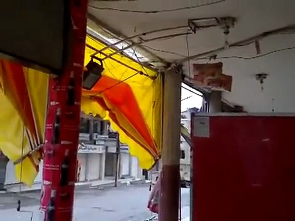 فري برس   ريف دمشق الزبداني   ريف دمشق قصف المنازل والبيوت 08 01 2012