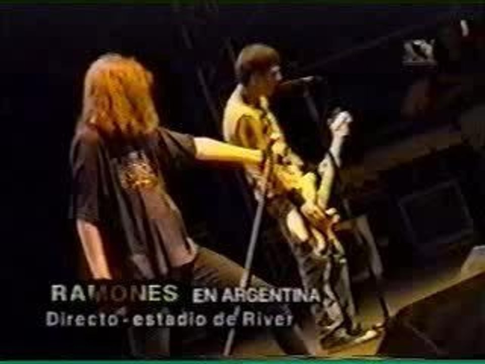 Ramones - Somebody put something