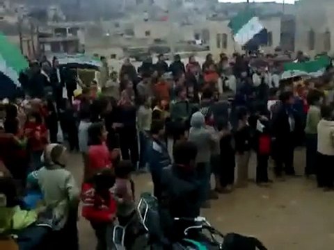 فري برس مظاهرة في قرية سرجة جبل الزاوية الأحد 8 1 2012