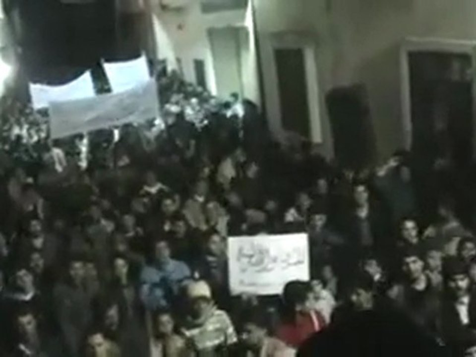 فري برس   موال حاج تخطب يا بشار حمص ديربعلبة 10 1 2012