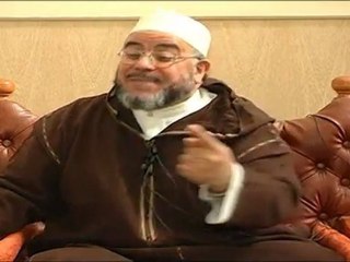 فيهم من يبارك إسلامنا وفينا من يتهجم على ملتنا nhari