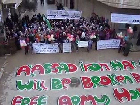 فري برس حماة طيبة الامام جمعة دعم الجيش الحر دقة عالية 13 1 2012 ج2