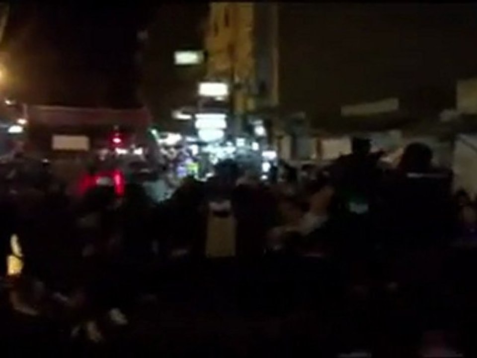 فري برس   ديرالزور مظاهرة مسائية شارع التكايا فطوم فطومة 19 1 2012