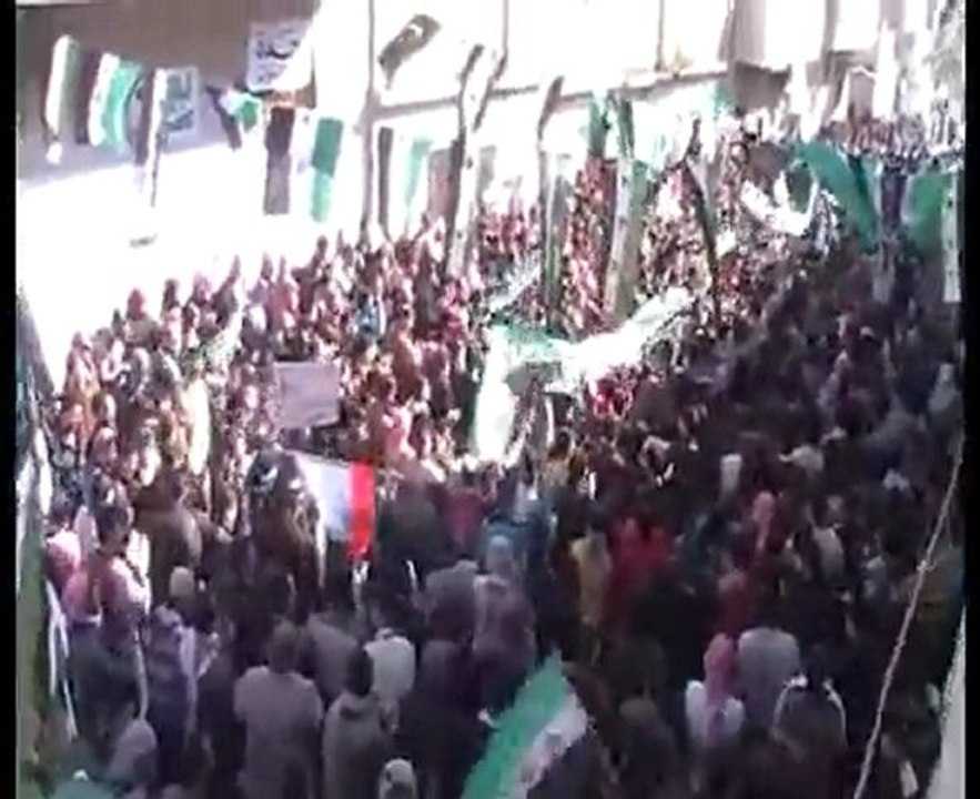 حماه - حي الحميدية - جمعة معتقلين الثورة - نطالب من...