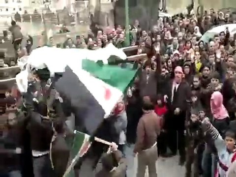 فري برس إدلب معرة النعمان تشييع الشهيد حسن كمال ادريس السبت 21 1 2012 ج1