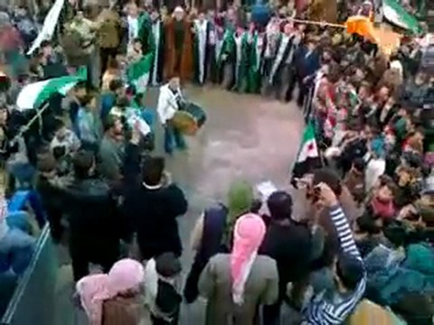 فري برس إدلب ظهرة تلمنس مظاهرة ردا على تصريحات الدابي 23 1 2012