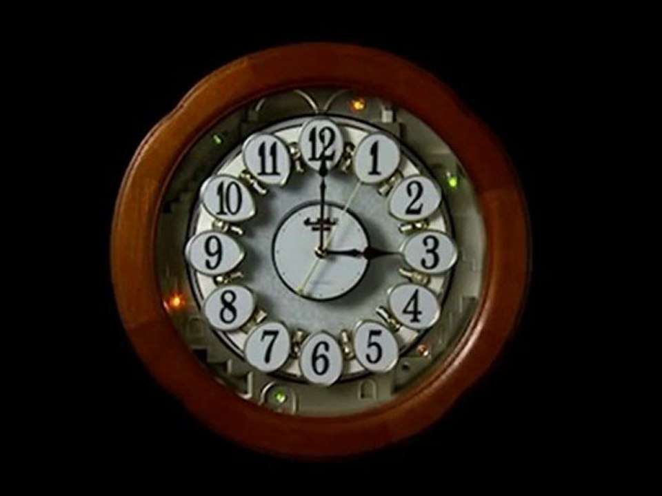ANGEL BLOSSOM CLASSIC RHYTHM SMALL WORLD MUSICAL CLOCK ...