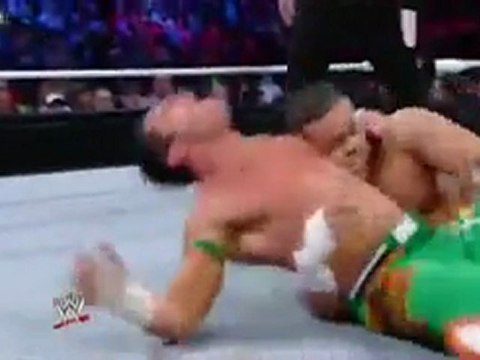Evan Bourne vs Epico - WWE Superstars 1_5_12 (with Kofi Kingston & Primo) HQ_WMV V9