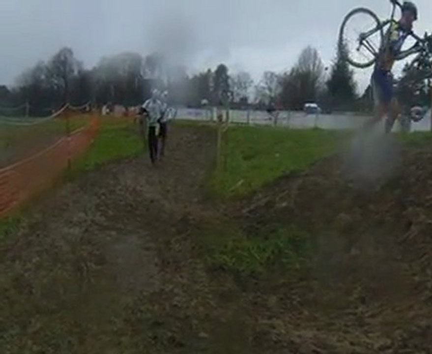 Grand-Charmont(25).Championnat National FSGT de cyclo-cross Séniors.Dimanche 22 janvier 2012. 005