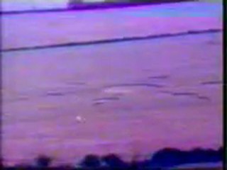 fack ovni construisant un crop