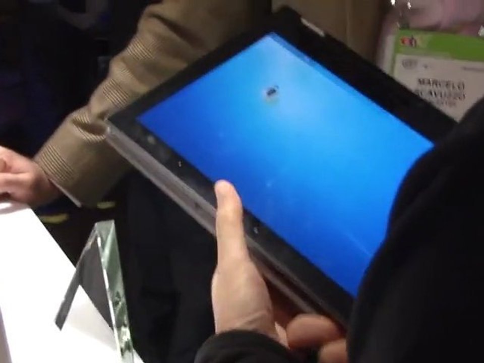 Lenovo Yoga video