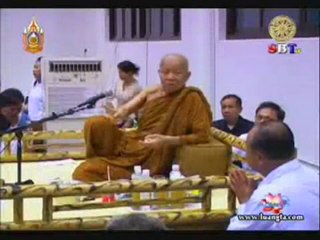 Luangta visit khun Bua Sommai Plant_part2