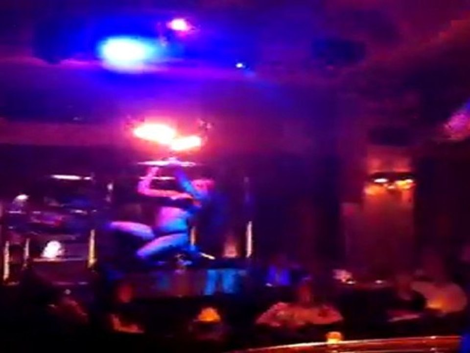 Lap dancing in London - Strip club bars & Gentlemans club