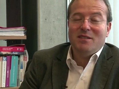 MARTIN HIRSCH PRESENTE LE SERVICE CIVIQUE