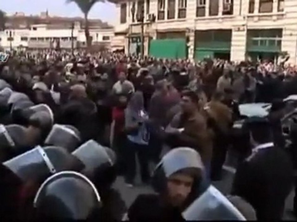 Saudi female students protest