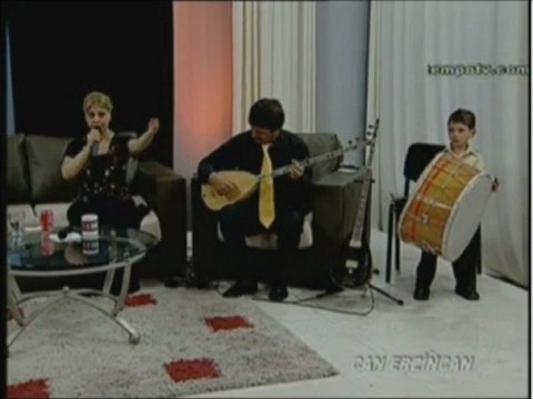 Gönül Gülhan Niye Böyle Dargın Bakarsın