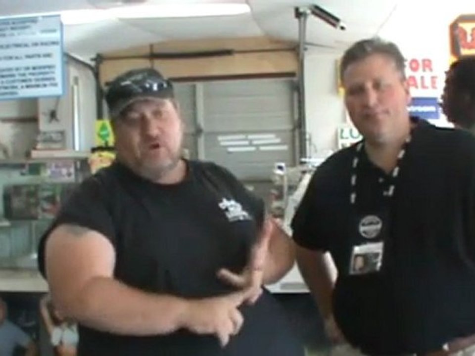 Kick Booty Sings By BBQSuperStars_com™