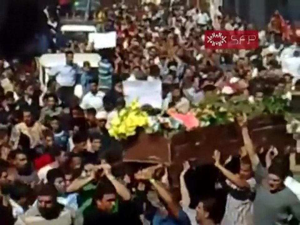 فري برس   درعا داعل مراسم زفاف الشهيد باسل جمال الشحادات 6 10 2011
