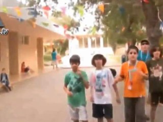 Russian speaking youth spend time in Israel