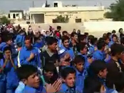 فري برس ادلب جرجناز مظاهرة طلابية الاربعاء 12 10 2011 ج2