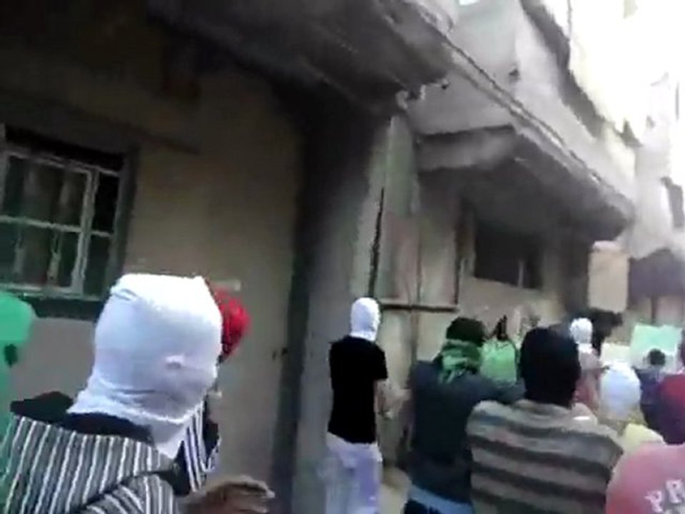 فري برس   مظاهرة السيدة زينب جمعة شهداء المهلة العربية 21 10 2011 ج1