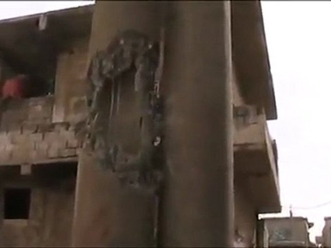 فري برس حمص الحولة آثار القصف من قبل شبيحة الاسد على المنازل 24 10 2011 ج1