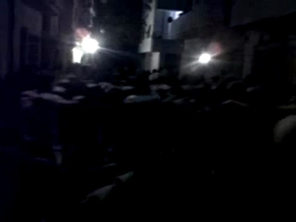 فري برس   حمص كرم الزيتون مسائيات الثوار للمطالبة باسقاط النظام 25 10 2011 ج2