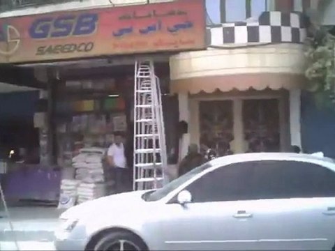 فري برس ريف دمشق حرستا انتشار أمني بالعتاد الكامل أمام المدارس 26 10 2011