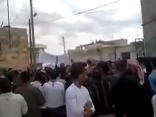 فري برس   ادلب حزانو انتفاضة الاحرار لنصرة المدن المحاصرة وحرق العلم الروسي 29 10 2011 ج1