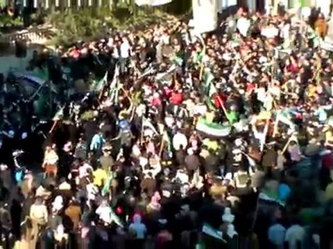 فري برس حضر حالك عالزلزال مدينة ادلب بعد صلاة العيد 6 11 2011