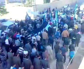 فري برس   ادلب ناحية التمانعةأول أيام عيد الأضحى 6 11 2011 ج2